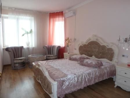 Апартаменты apartment in Chernomorsk (Illichivsk) Черноморск-36
